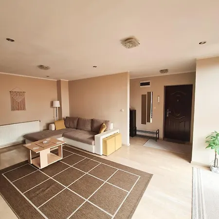 Apartment Stylish Penthouse With View & Private Parking